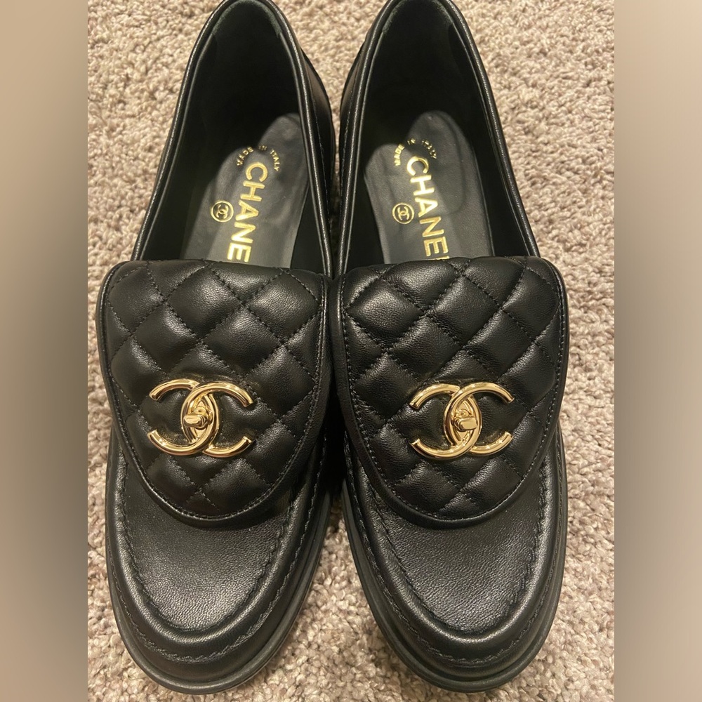 CHANEL Black Quilted Leather Loafers
